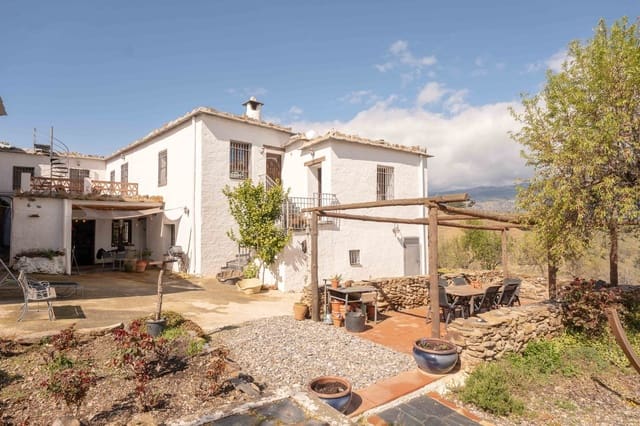 5 slaapkamer Finca/Landhuis te koop in Cádiar met garage - € 279.000 (Ref: 10118503)