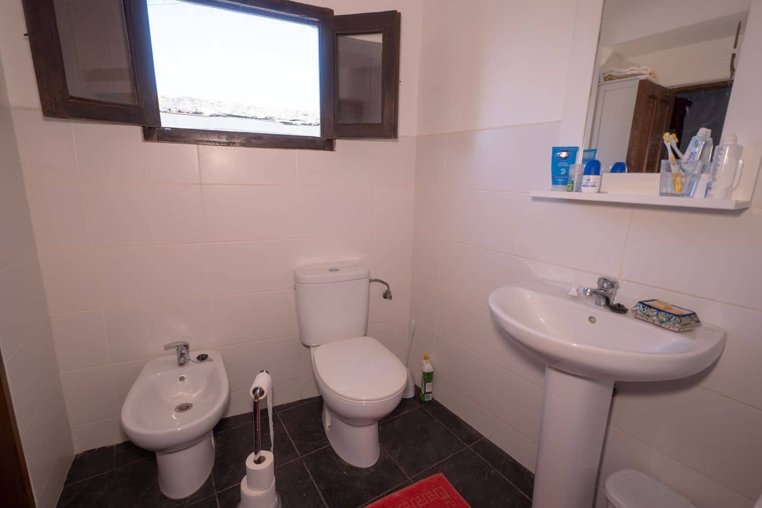 Casa de 4 habitaciones en Cádiar en venta con garaje - 99.700 € (Ref: 10168021)