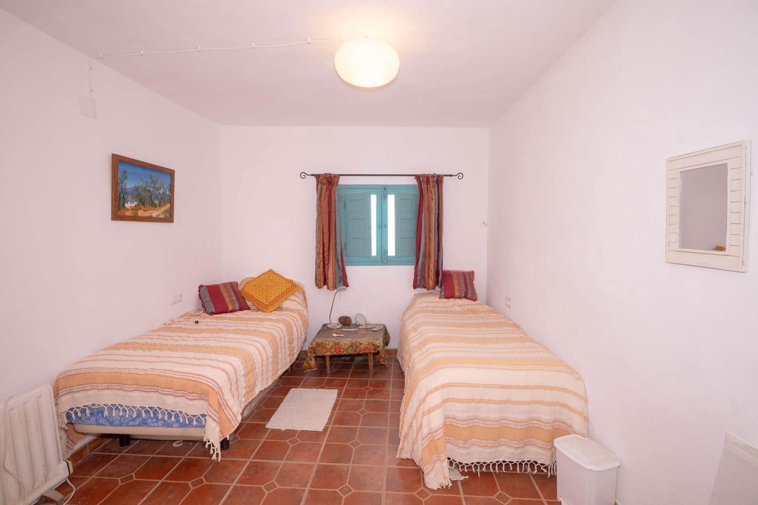 Casa de 4 habitaciones en Cádiar en venta con garaje - 99.700 € (Ref: 10168021)