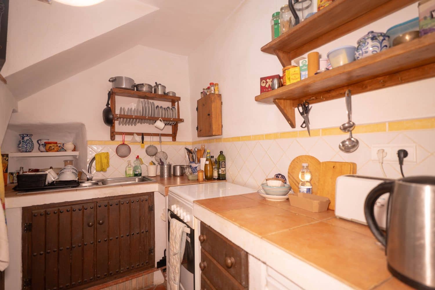 Casa de 4 habitaciones en Cádiar en venta con garaje - 99.700 € (Ref: 10168021)