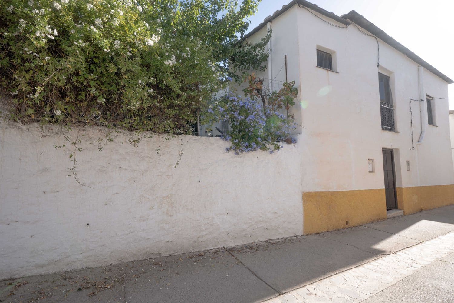 Casa de 4 habitaciones en Cádiar en venta con garaje - 99.700 € (Ref: 10168021)