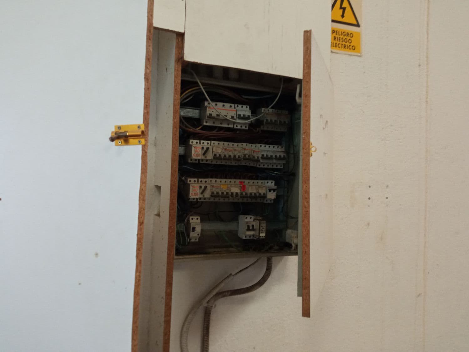 Erhverv til salg i Pechina - € 255.000 (Ref: 5978442)