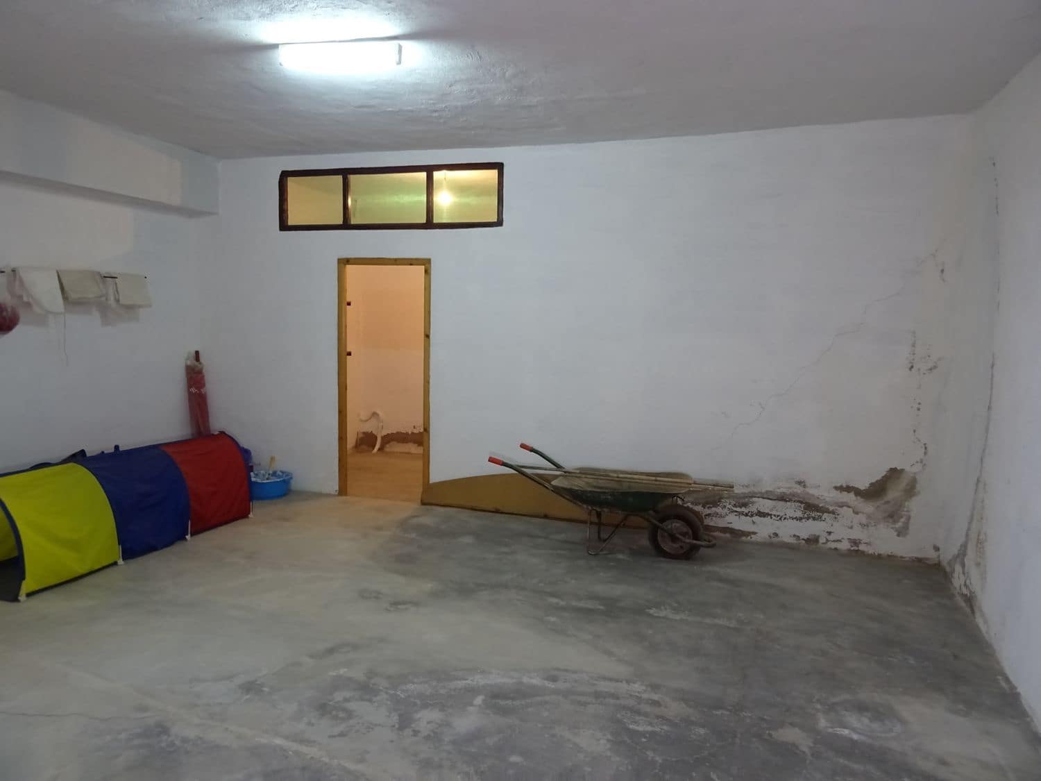 5 soveværelse Byhus til salg i Nevada med garage - € 77.000 (Ref: 7023480)