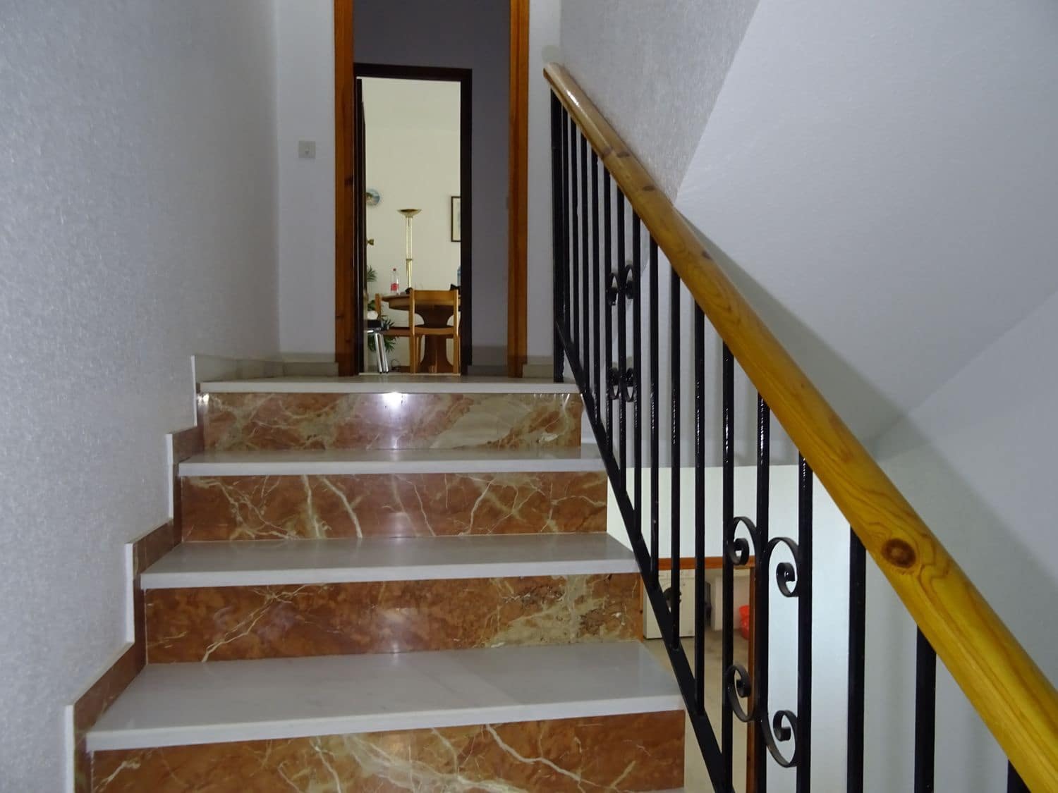 5 soveværelse Byhus til salg i Nevada med garage - € 77.000 (Ref: 7023480)