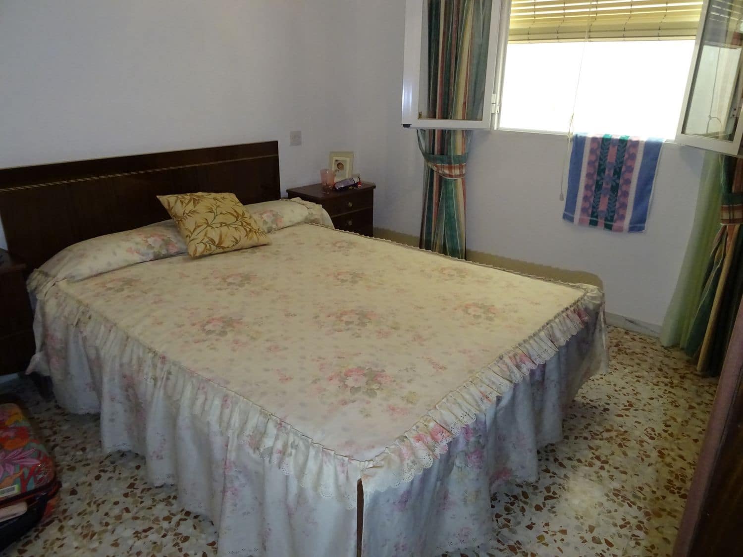 5 soveværelse Byhus til salg i Nevada med garage - € 77.000 (Ref: 7023480)