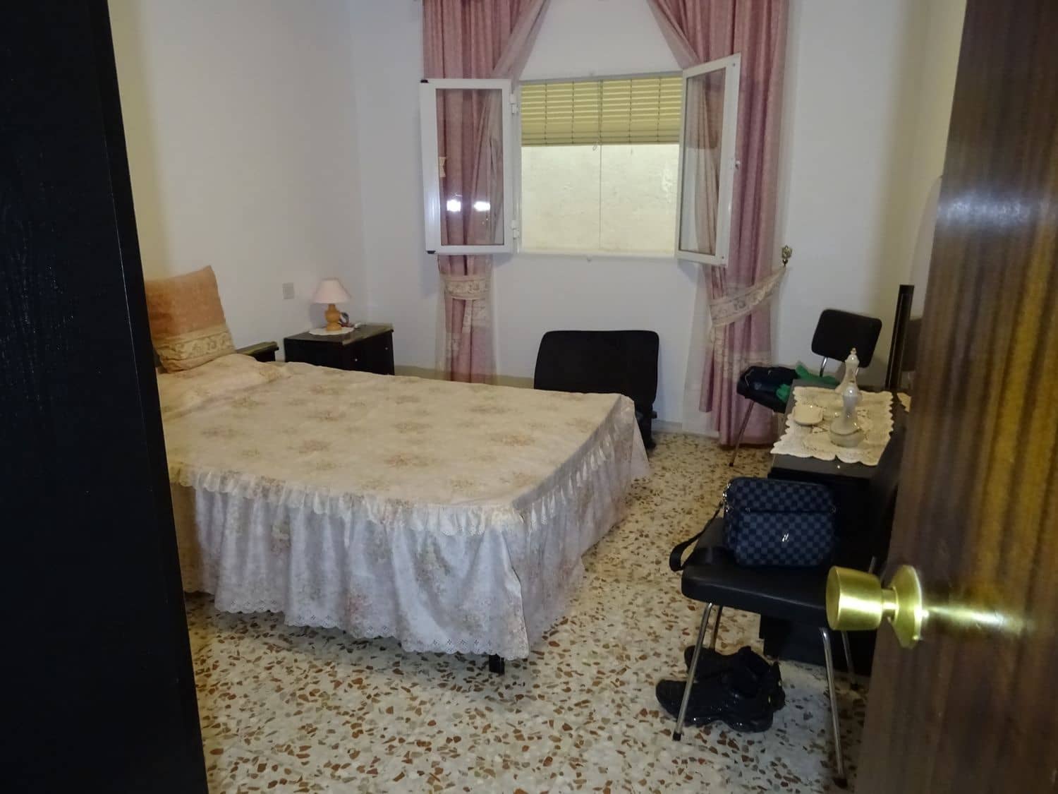 5 soveværelse Byhus til salg i Nevada med garage - € 77.000 (Ref: 7023480)