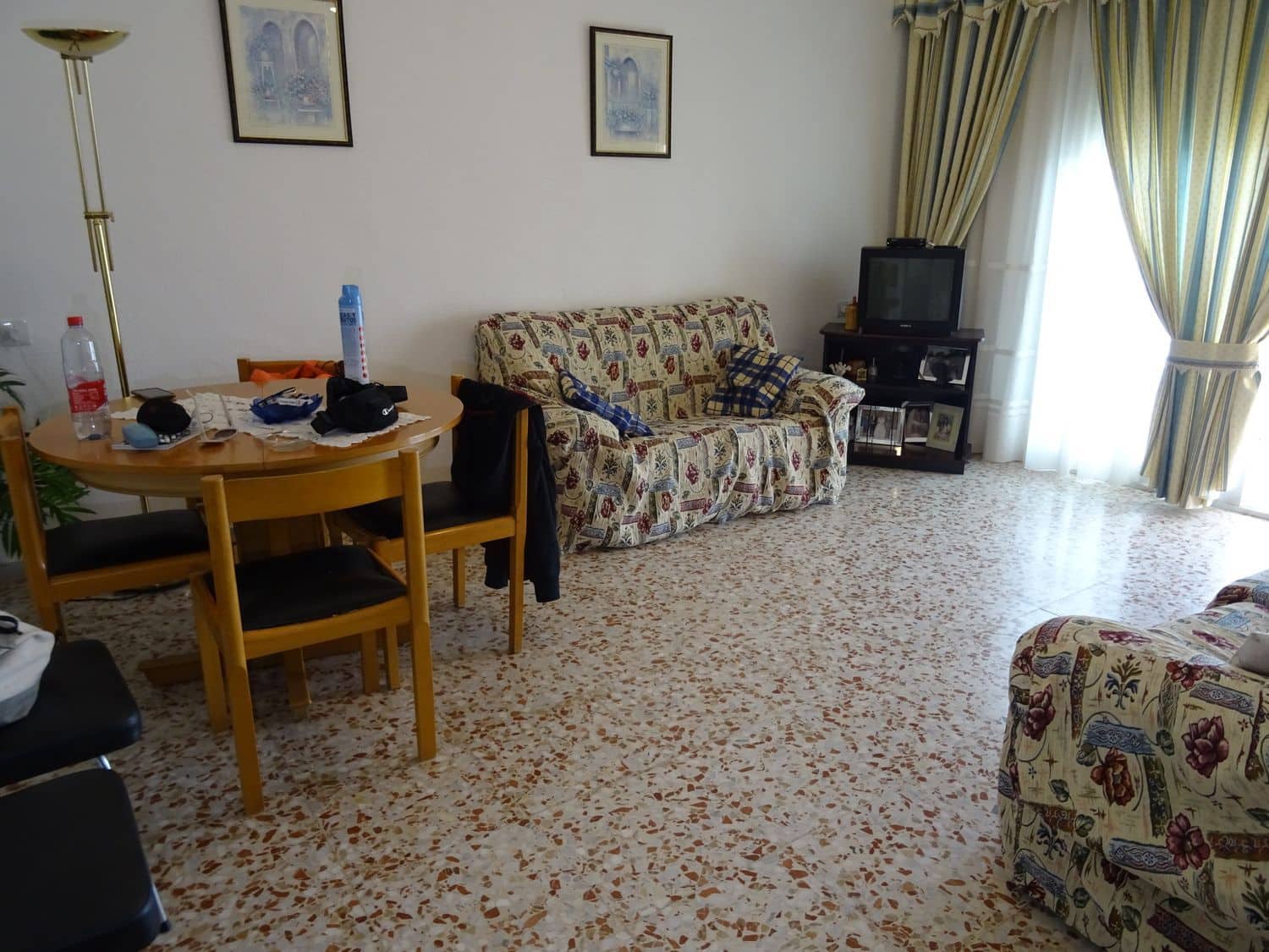 5 soveværelse Byhus til salg i Nevada med garage - € 77.000 (Ref: 7023480)