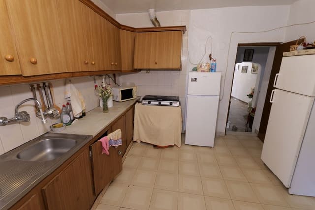 5 soveværelse Byhus til salg i Turón med garage - € 45.000 (Ref: 8055675)