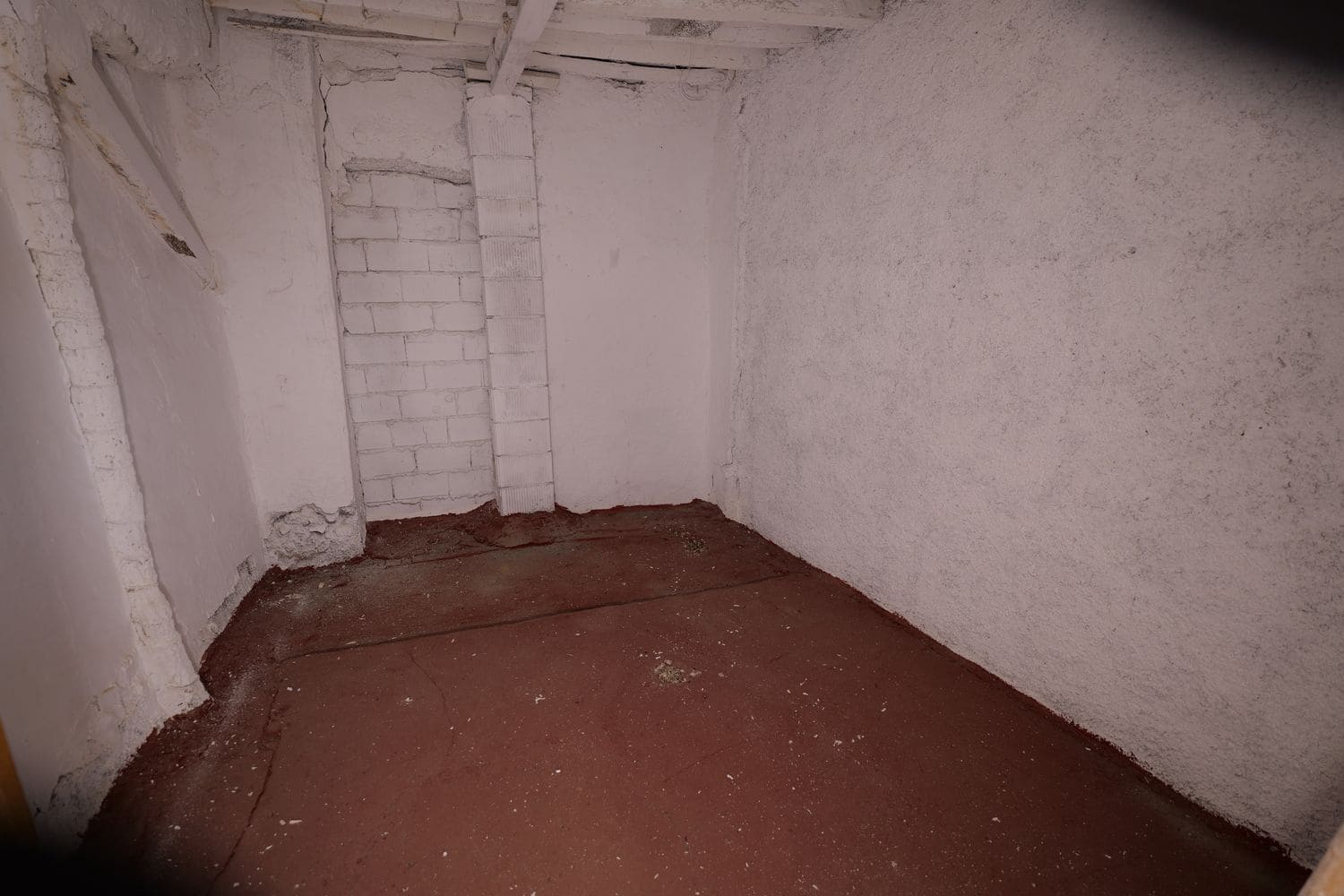 5 soveværelse Byhus til salg i Turon med garage - € 45.000 (Ref: 8055675)