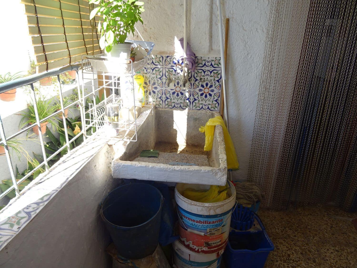 5 soveværelse Byhus til salg i Turon med garage - € 45.000 (Ref: 8055675)