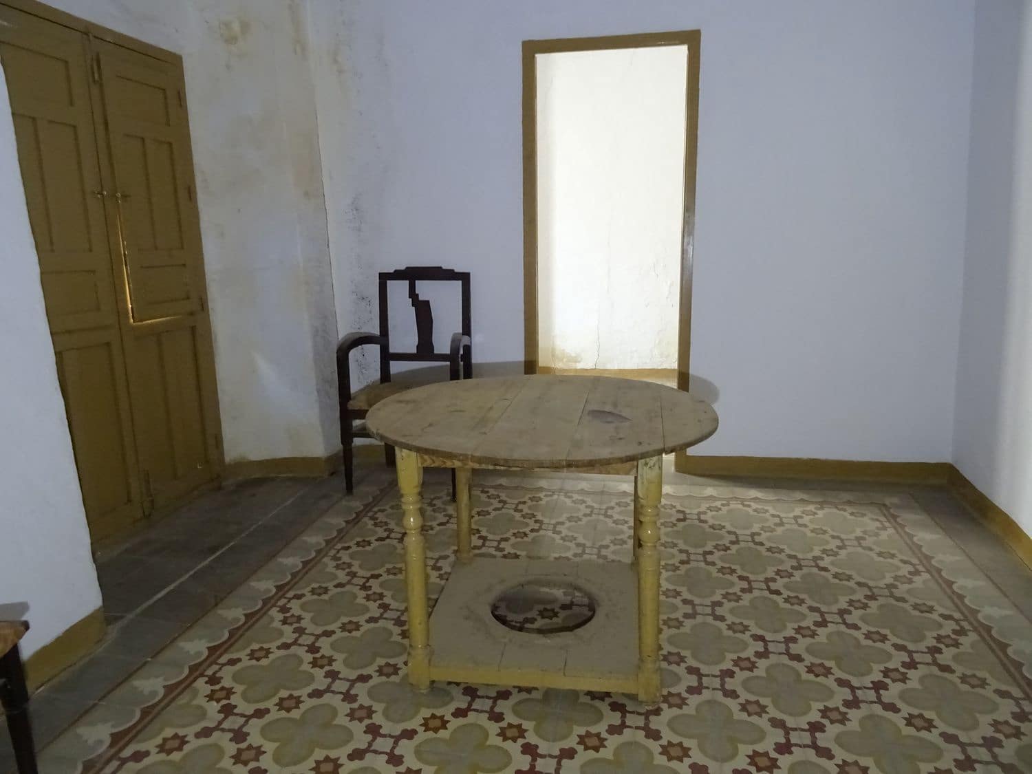 4 soveværelse Byhus til salg i Cadiar med garage - € 59.000 (Ref: 8055699)