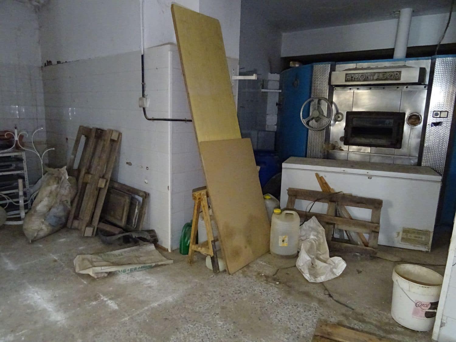 4 soveværelse Byhus til salg i Cadiar med garage - € 59.000 (Ref: 8055699)