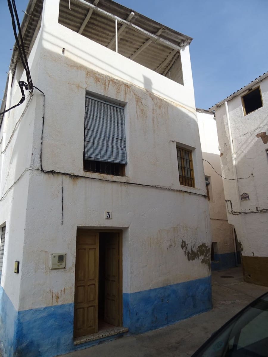 4 soveværelse Byhus til salg i Cadiar med garage - € 59.000 (Ref: 8055699)