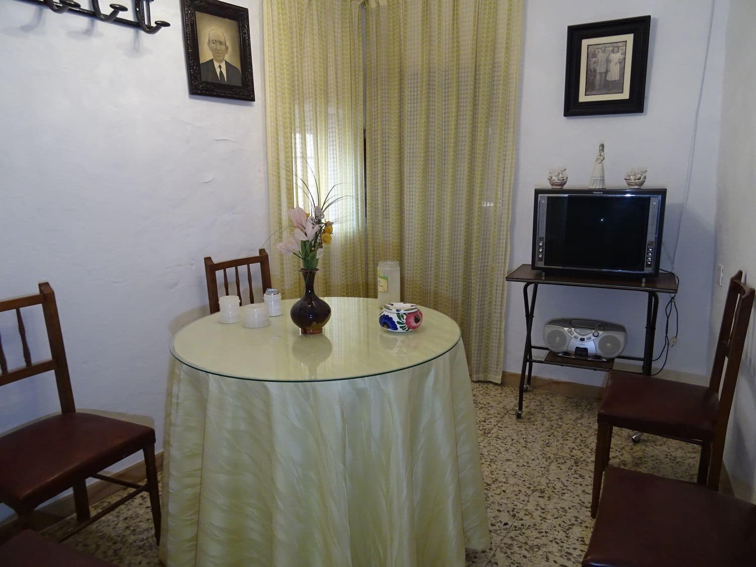 4 soveværelse Byhus til salg i Cadiar - € 49.000 (Ref: 8059196)