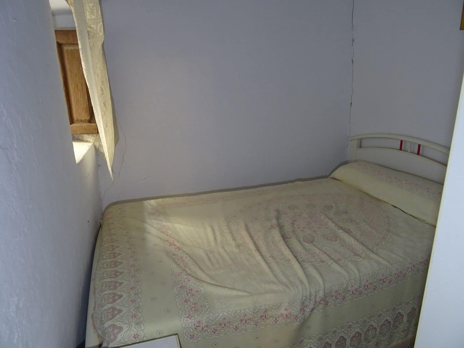 4 soveværelse Byhus til salg i Cadiar - € 49.000 (Ref: 8059196)