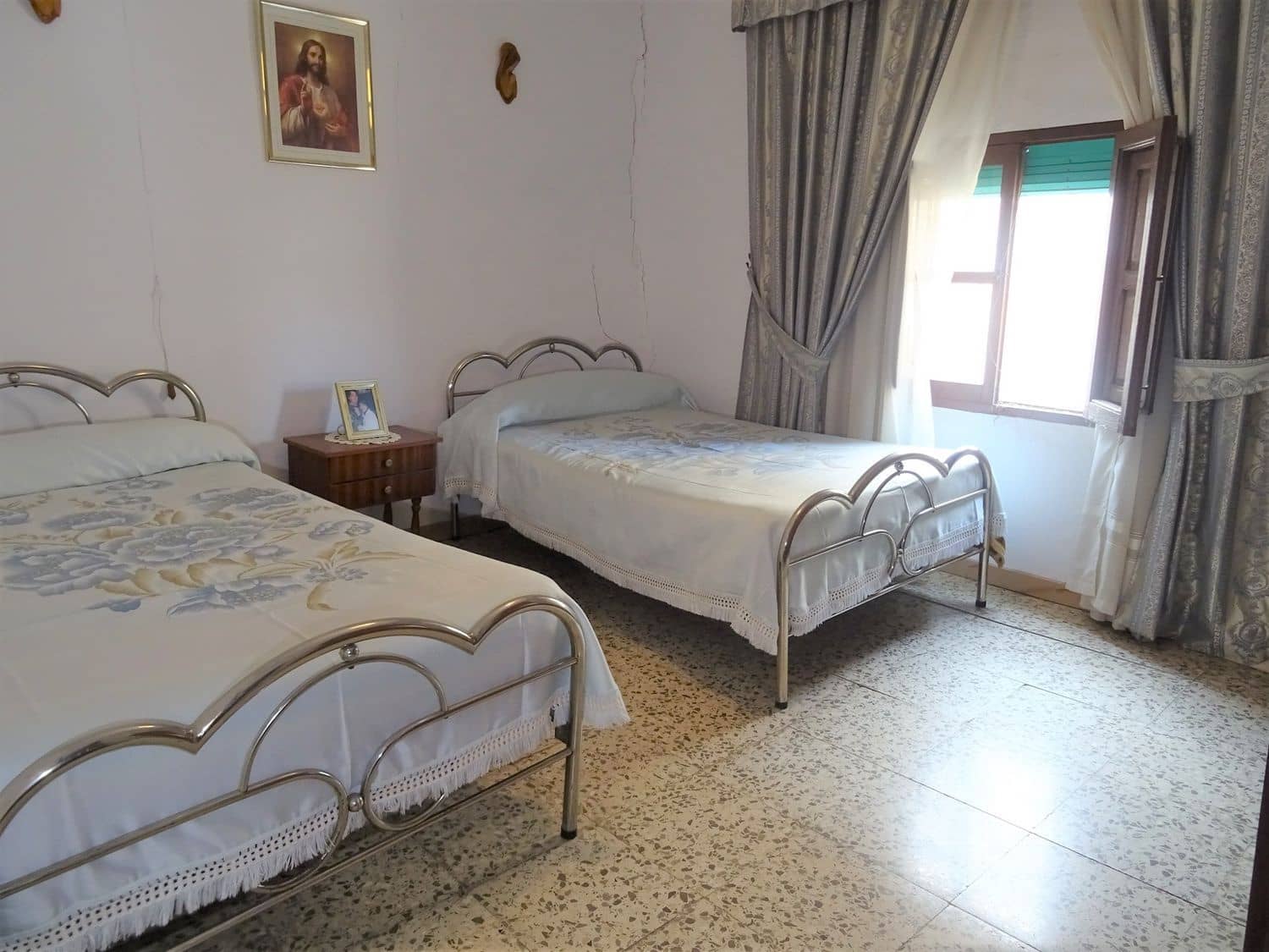 4 soveværelse Byhus til salg i Cadiar - € 49.000 (Ref: 8059196)