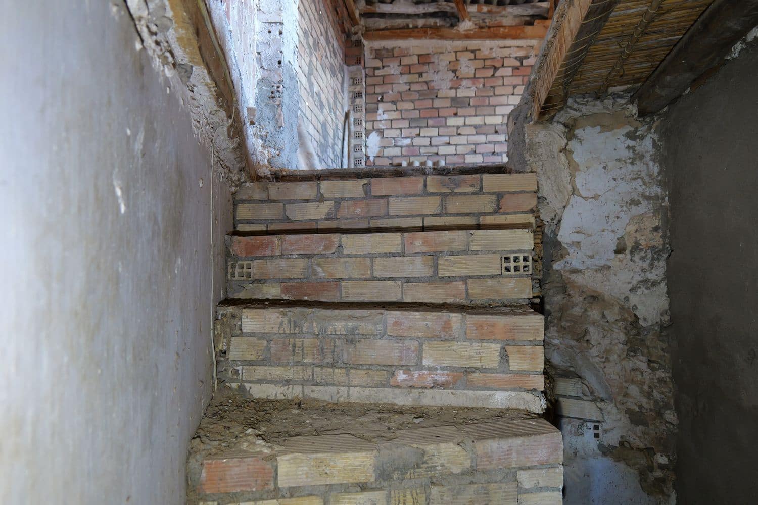 5 soveværelse Byhus til salg i Valor - € 29.500 (Ref: 8188898)