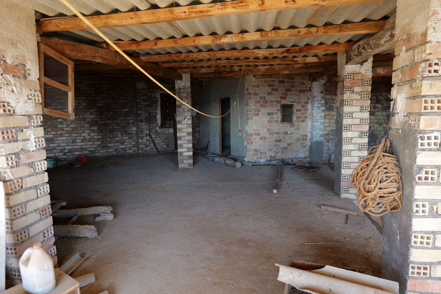 5 soveværelse Byhus til salg i Valor - € 29.500 (Ref: 8188898)