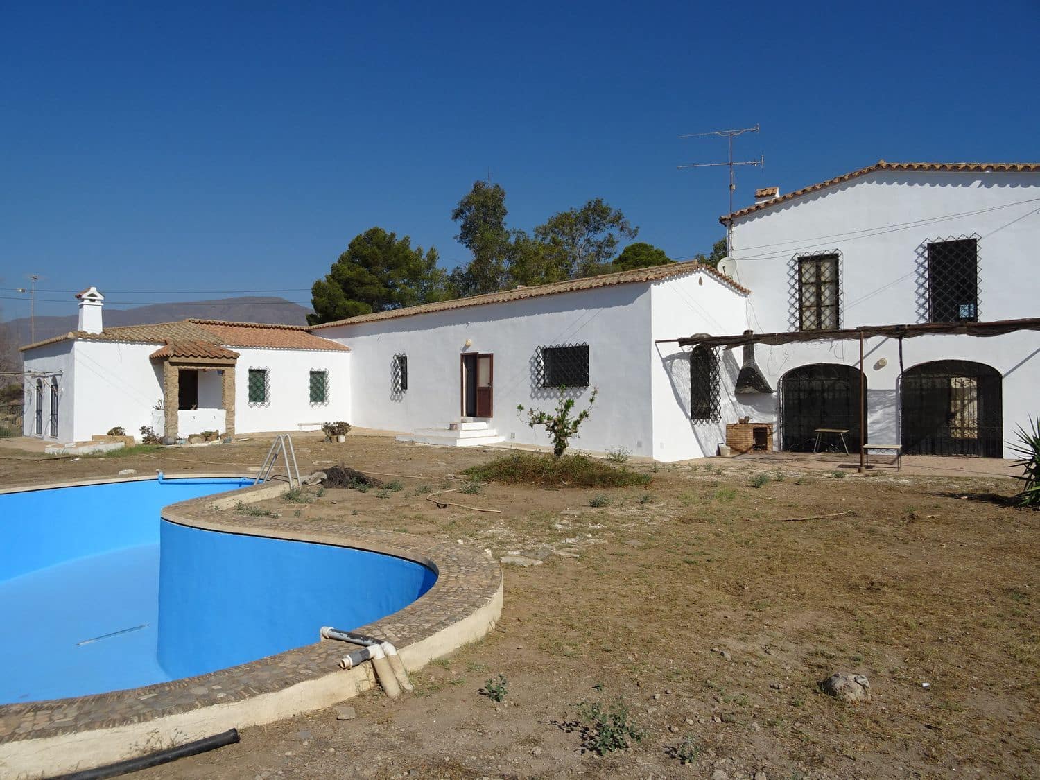 5 chambre Villa/Maison à vendre à Almeria ville avec piscine garage - 270 000 € (Ref: 8246834)