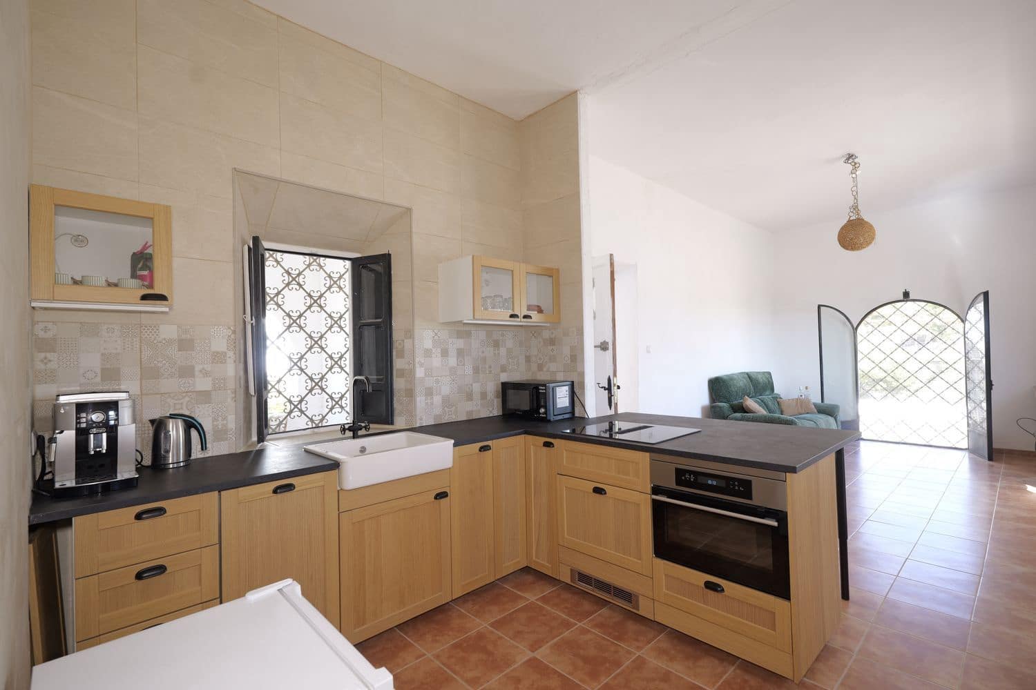 5 chambre Villa/Maison à vendre à Almeria ville avec piscine garage - 270 000 € (Ref: 8246834)