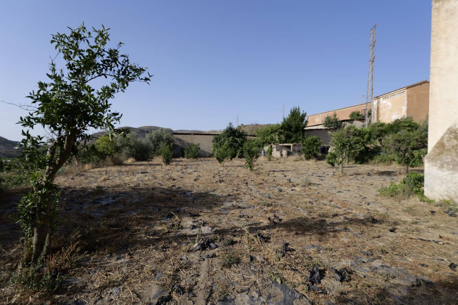 7 soveværelse Villa til salg i Ugijar med garage - € 99.700 (Ref: 8412098)