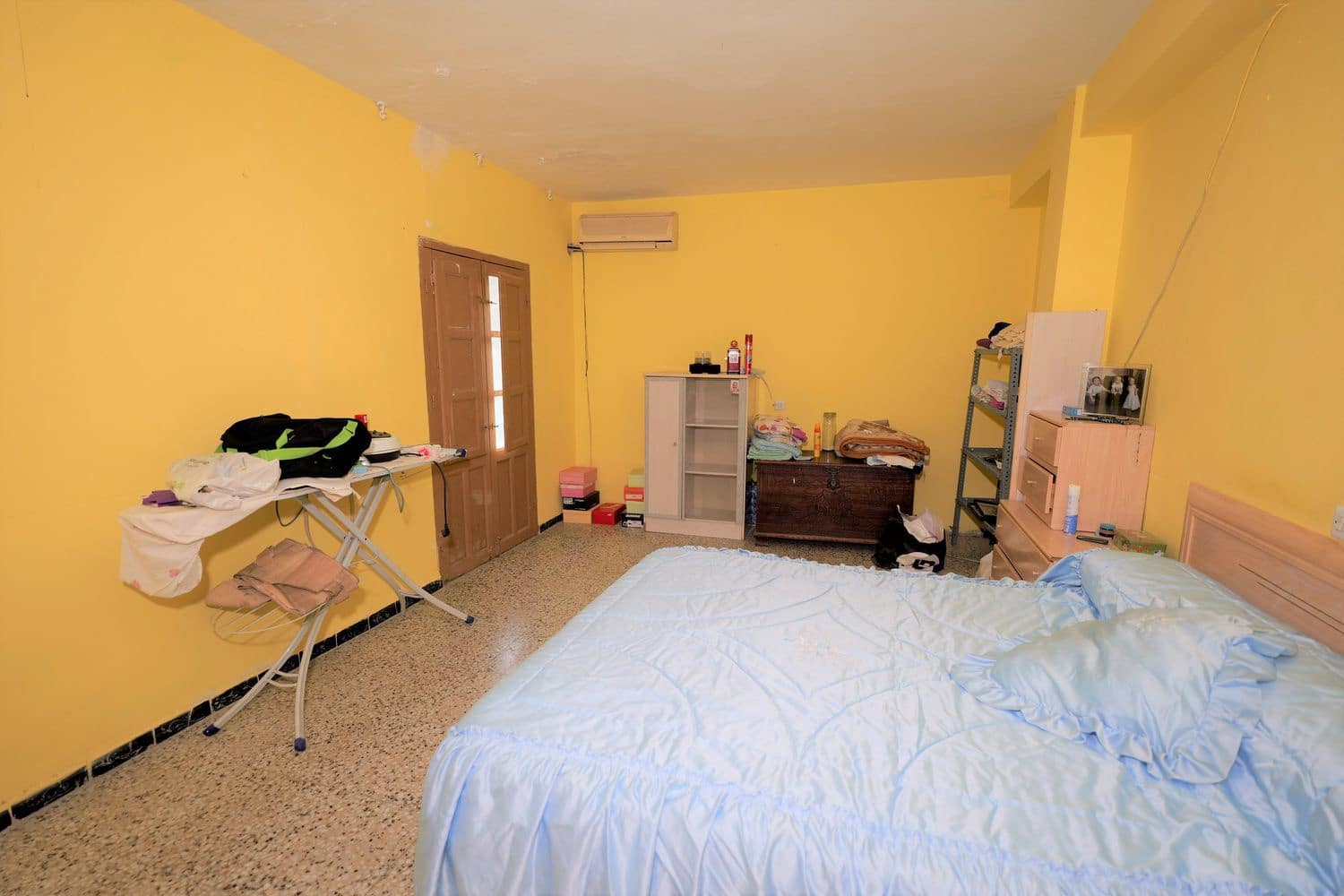 7 soveværelse Villa til salg i Ugijar med garage - € 99.700 (Ref: 8412098)