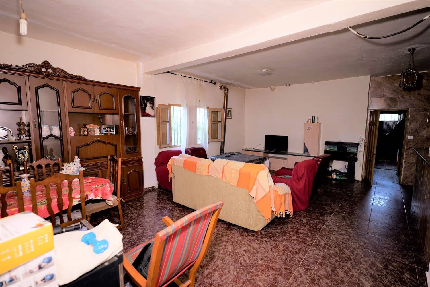 7 soveværelse Villa til salg i Ugijar med garage - € 99.700 (Ref: 8412098)