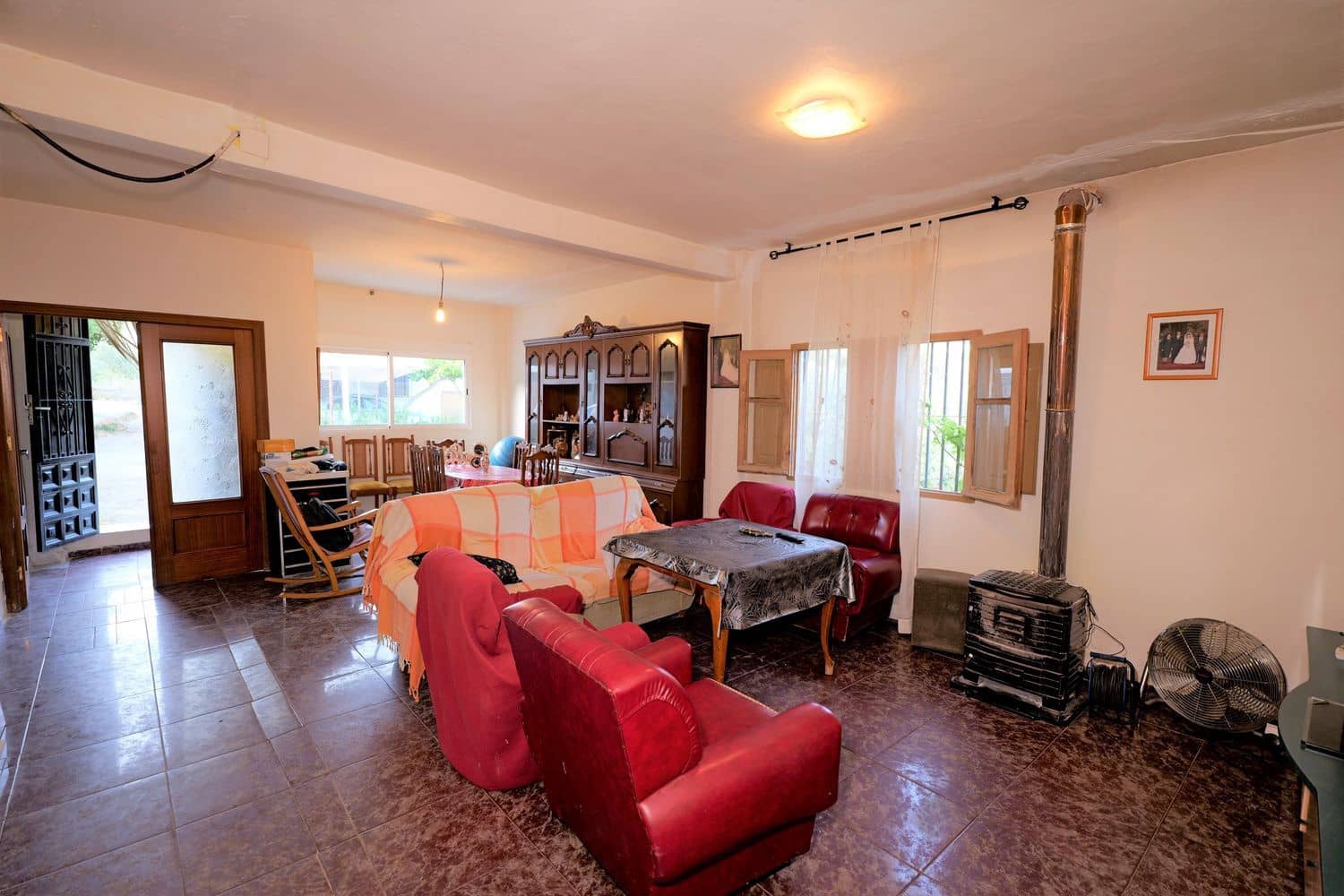 7 soveværelse Villa til salg i Ugijar med garage - € 99.700 (Ref: 8412098)