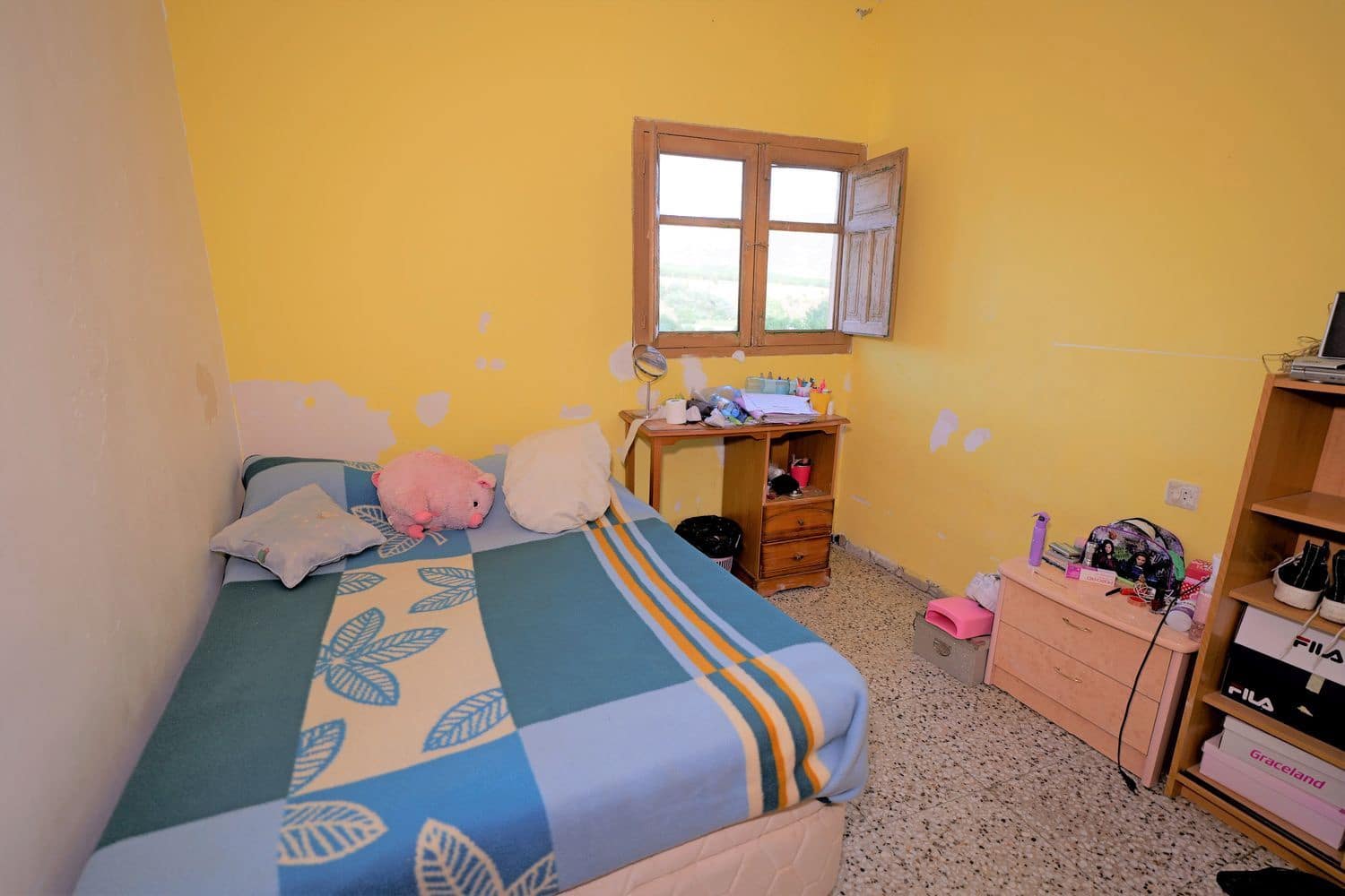 7 soveværelse Villa til salg i Ugijar med garage - € 99.700 (Ref: 8412098)