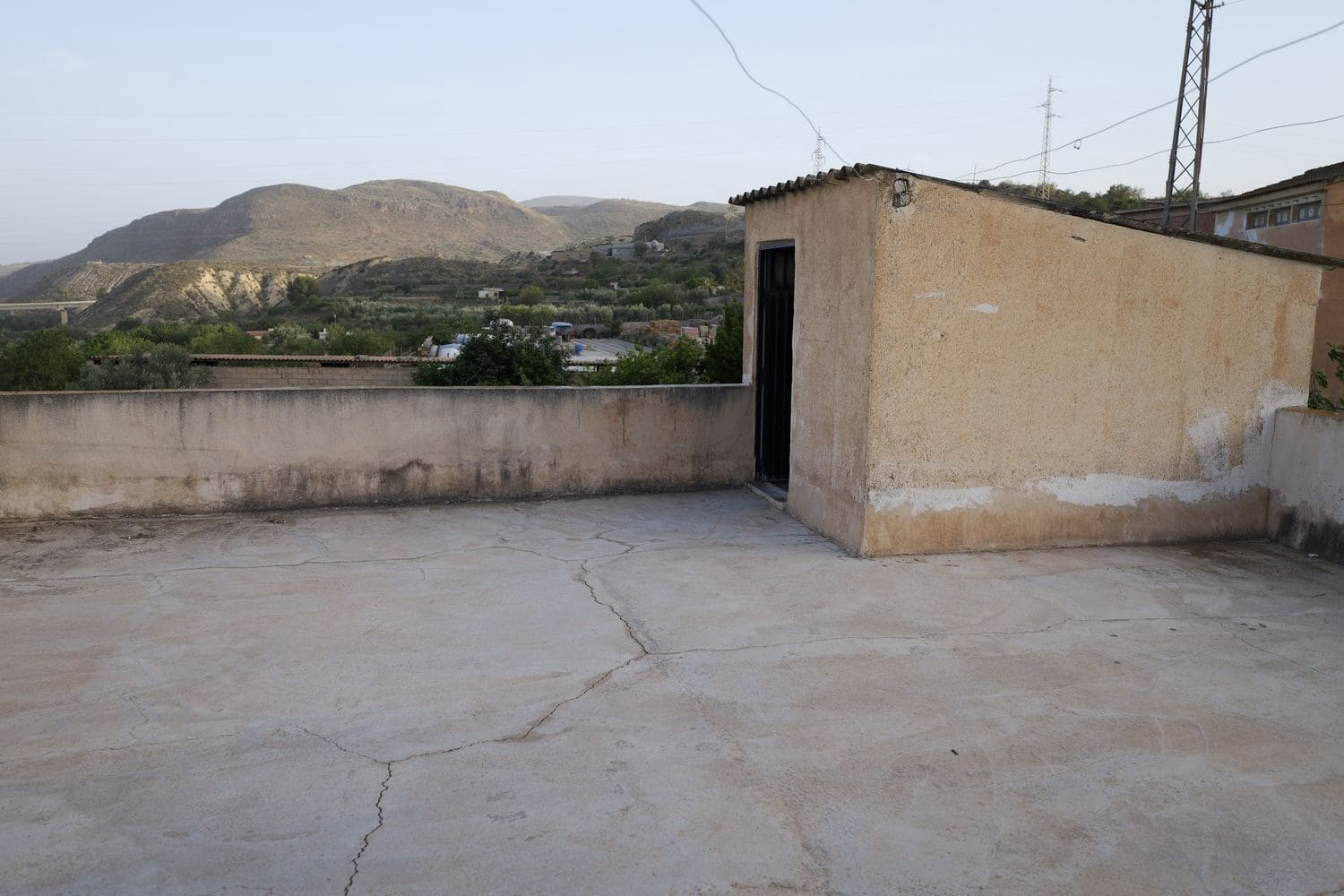 7 soveværelse Villa til salg i Ugijar med garage - € 99.700 (Ref: 8412098)