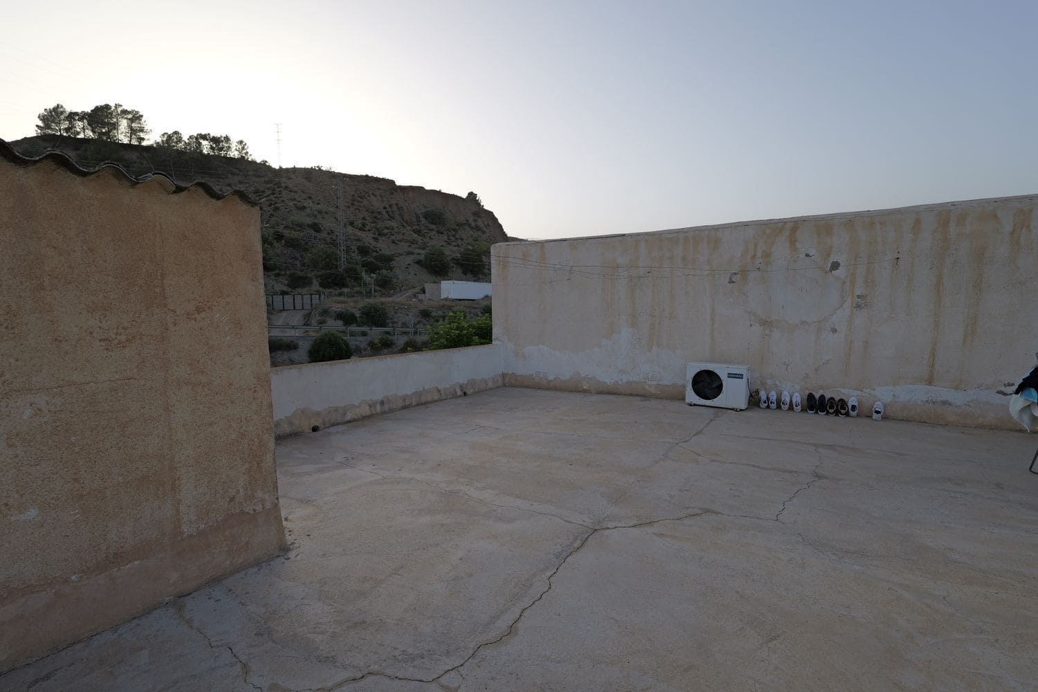 7 soveværelse Villa til salg i Ugijar med garage - € 99.700 (Ref: 8412098)