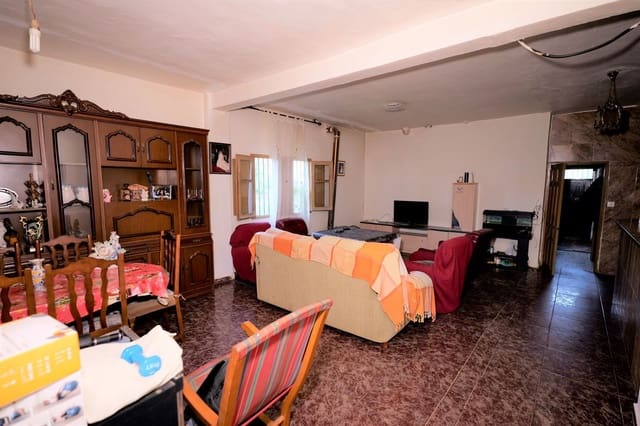 7 soverom Villa til salgs i Ugíjar med garasje - € 99 700 (Ref: 8412098)