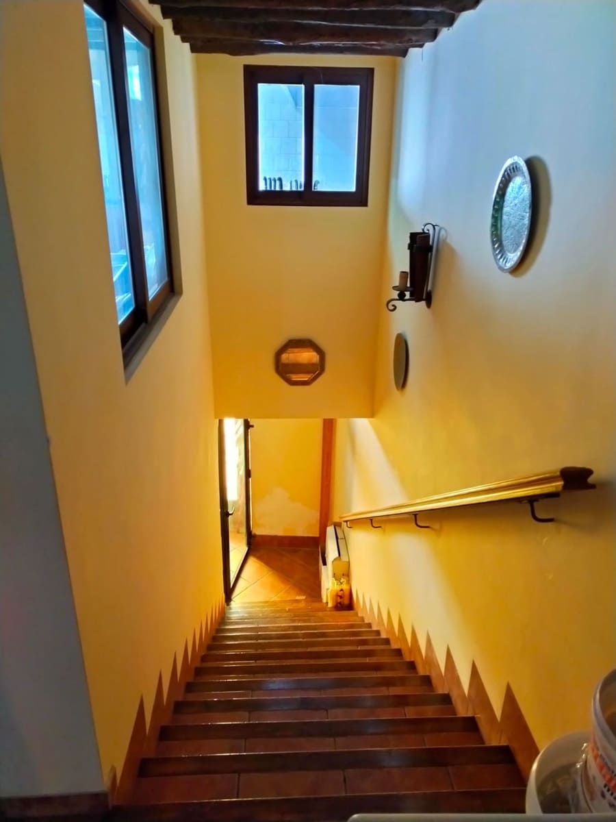 7 soveværelse Finca/Landehus til salg i Nevada med garage - € 397.000 (Ref: 8480386)