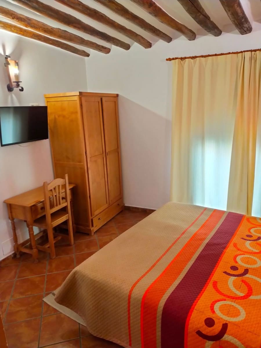 7 soveværelse Finca/Landehus til salg i Nevada med garage - € 397.000 (Ref: 8480386)