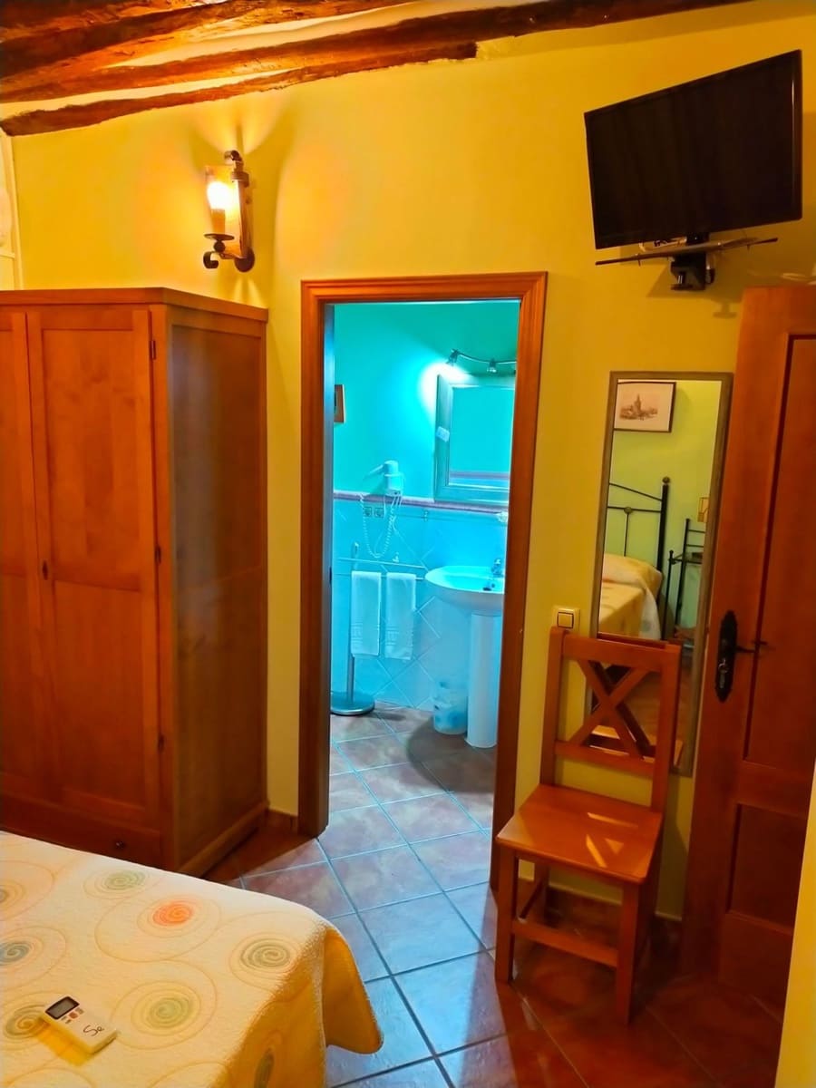 7 soveværelse Finca/Landehus til salg i Nevada med garage - € 397.000 (Ref: 8480386)