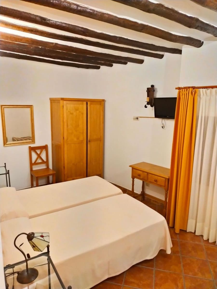 7 soveværelse Finca/Landehus til salg i Nevada med garage - € 397.000 (Ref: 8480386)