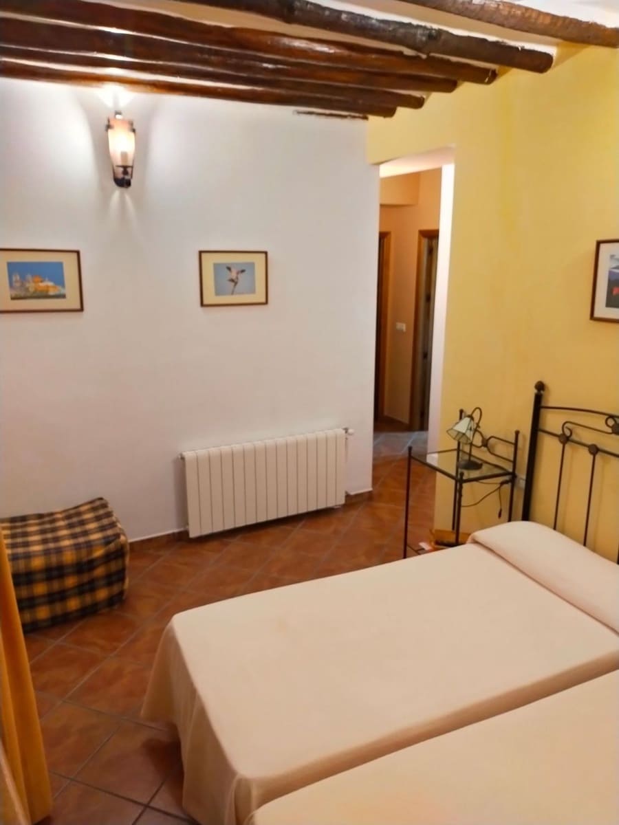 7 soveværelse Finca/Landehus til salg i Nevada med garage - € 397.000 (Ref: 8480386)