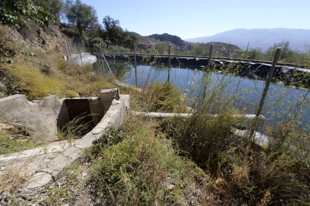 Grunde uden byggetilladelser til salg i Nevada - € 35.000 (Ref: 8514204)