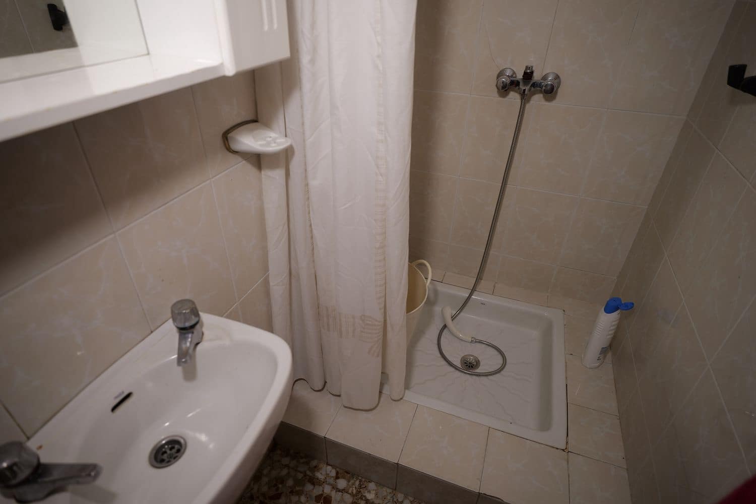 6 soveværelse Byhus til salg i Nevada med garage - € 110.000 (Ref: 8521191)