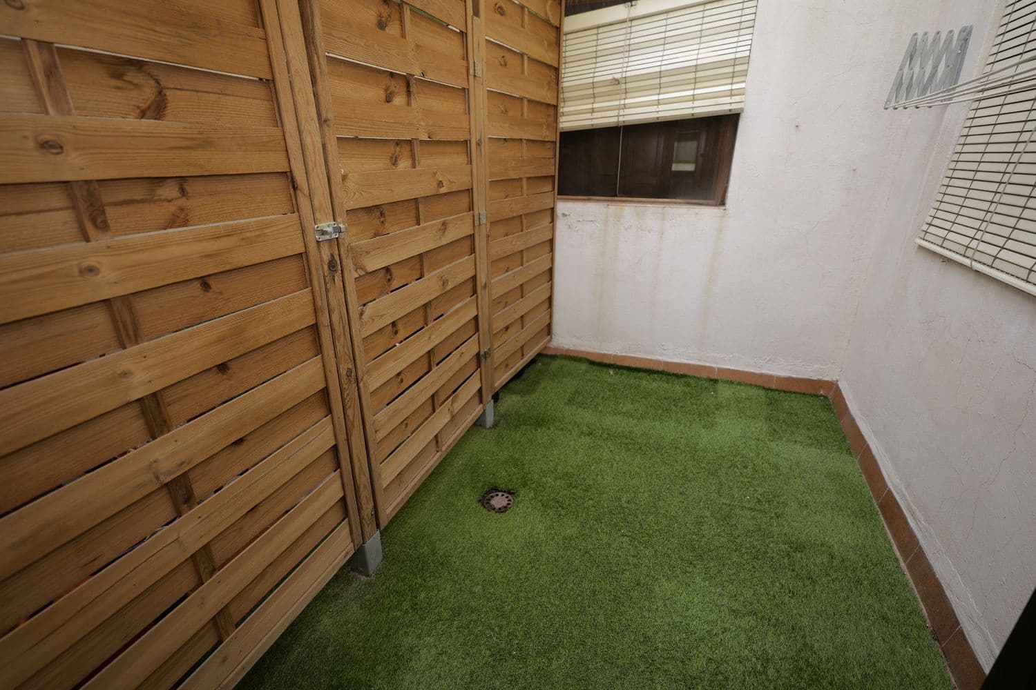 6 soveværelse Byhus til salg i Nevada med garage - € 110.000 (Ref: 8521191)