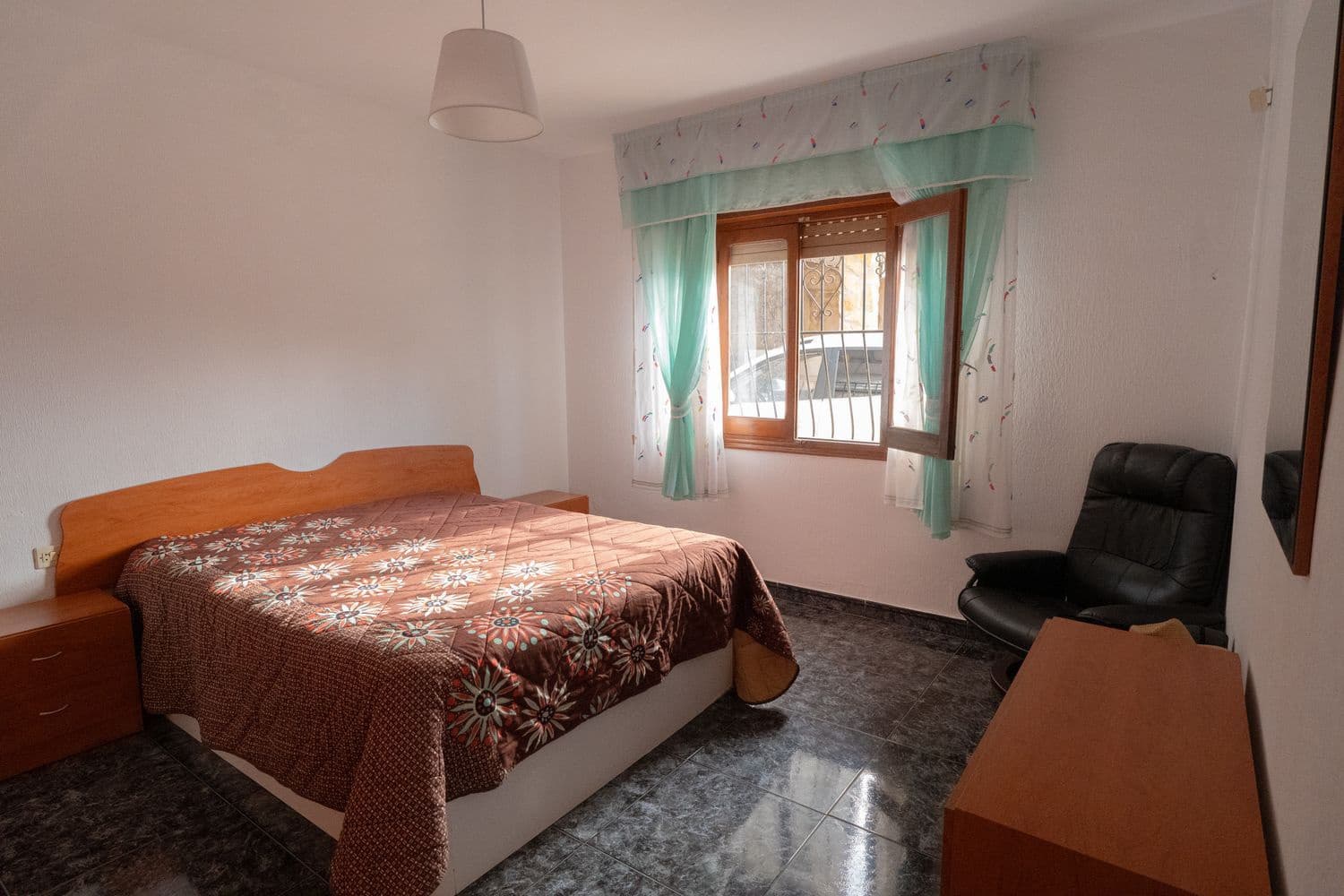 3 soverom Hus til salgs i Berja med garasje - € 169 000 (Ref: 8616664)