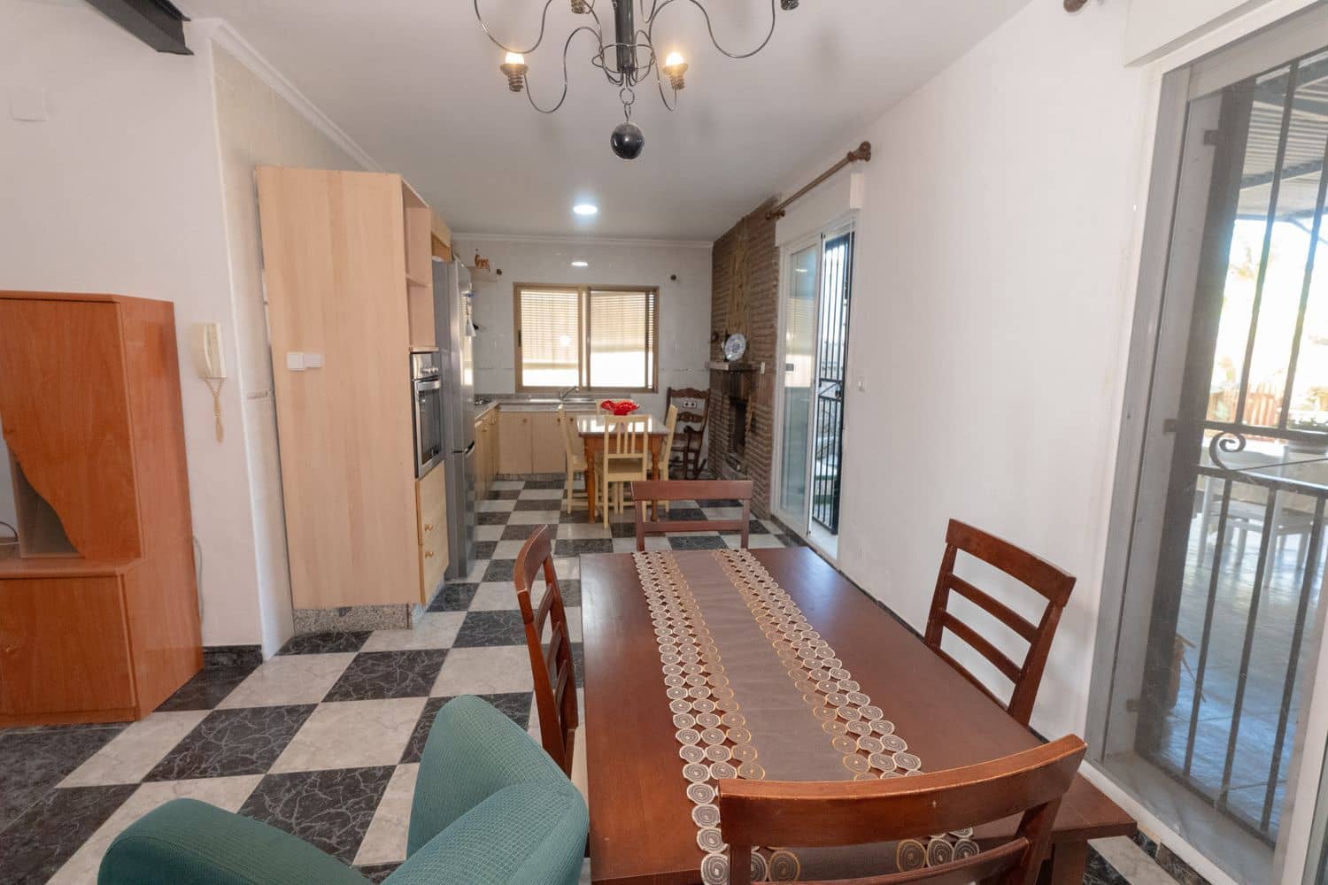 3 soverom Hus til salgs i Berja med garasje - € 169 000 (Ref: 8616664)