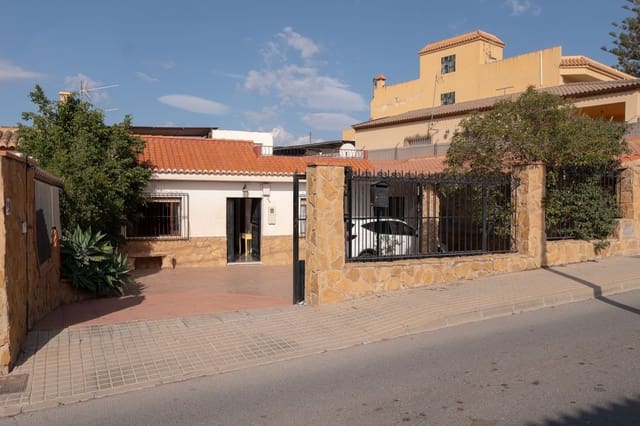 3 slaapkamer Huis te koop in Berja met garage - € 169.000 (Ref: 8616664)