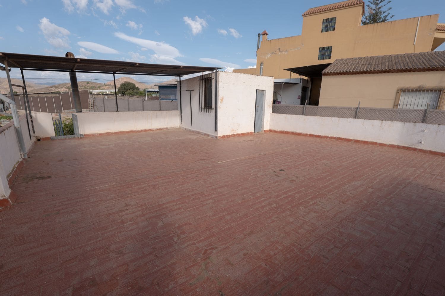 3 soverom Hus til salgs i Berja med garasje - € 169 000 (Ref: 8616664)