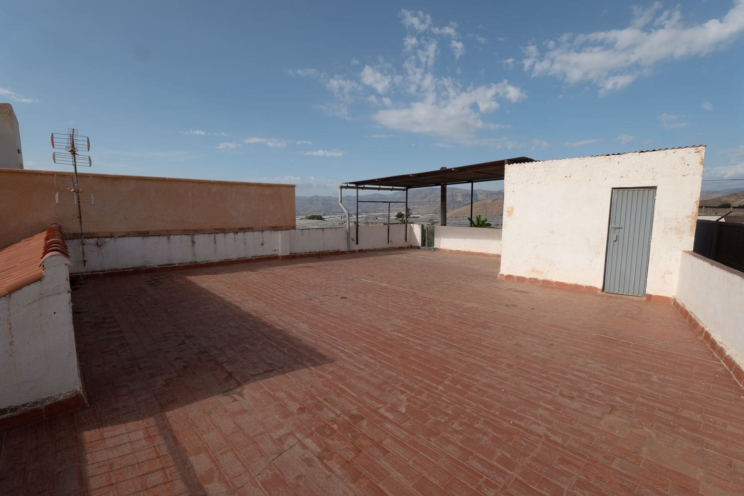 3 soverom Hus til salgs i Berja med garasje - € 169 000 (Ref: 8616664)