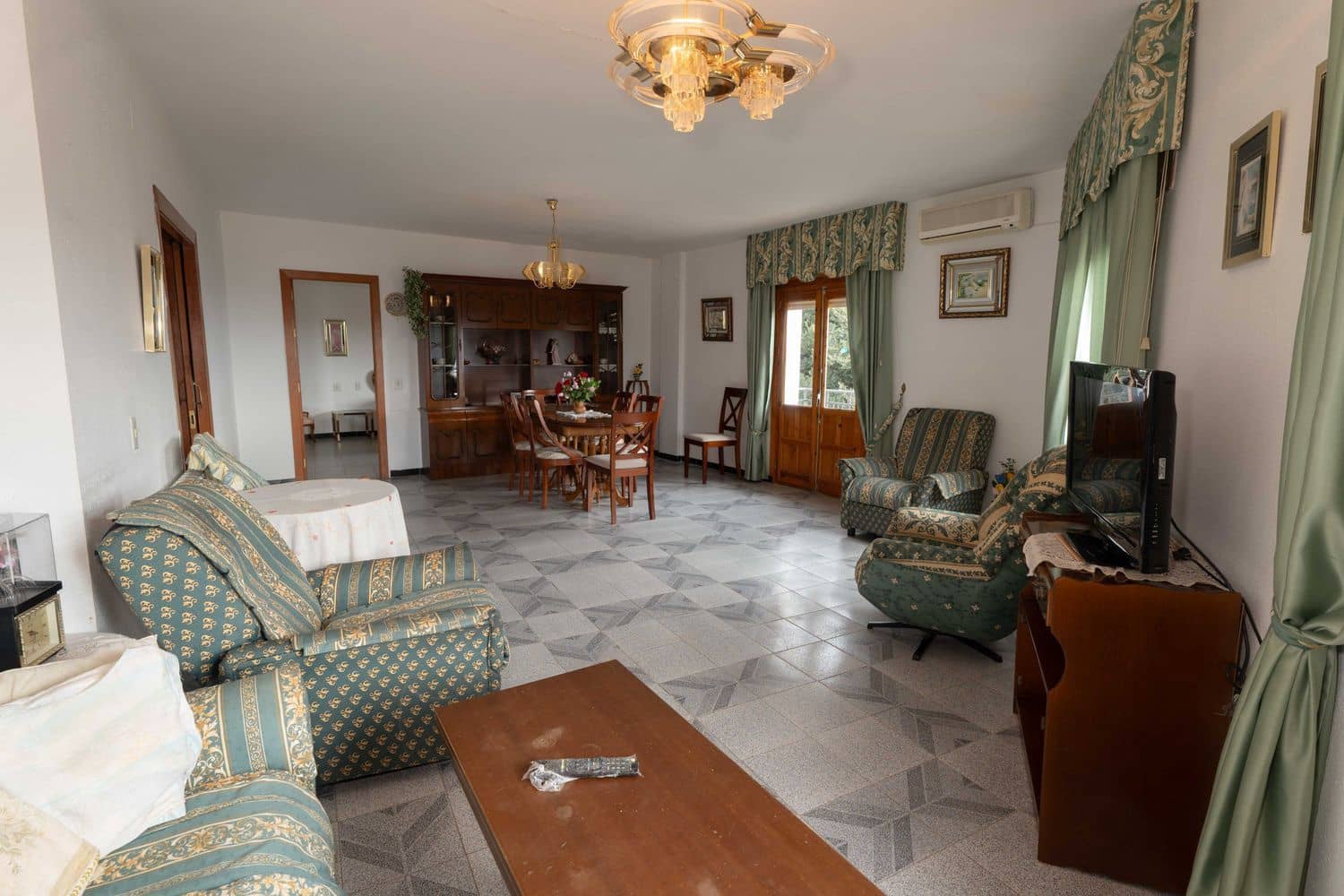 Restaurant/Bar til salg i Valor - € 298.000 (Ref: 8647572)