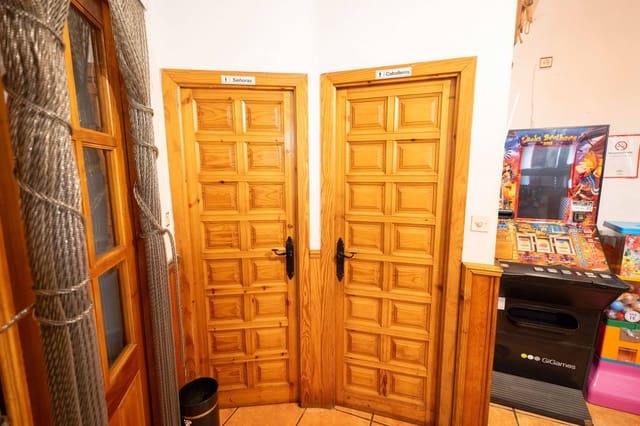 Restaurant/Bar for sale in Válor - € 298,000 (Ref: 8647572)