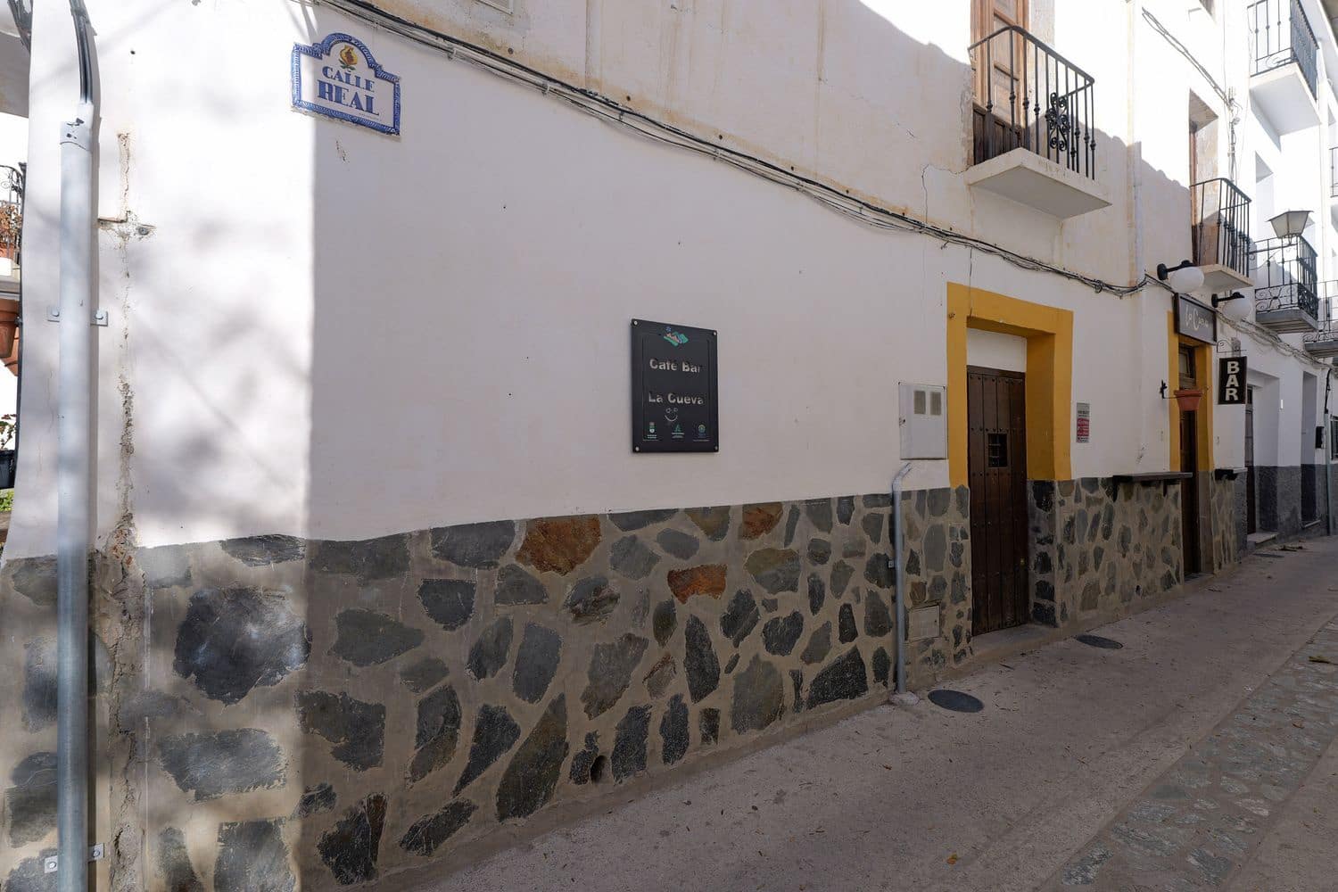 Erhverv til salg i Berchules - € 69.000 (Ref: 8750694)