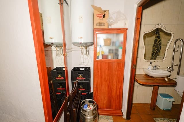 Commercial for sale in Bérchules - € 69,000 (Ref: 8750694)