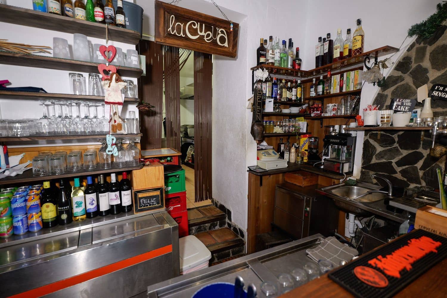 Erhverv til salg i Berchules - € 69.000 (Ref: 8750694)